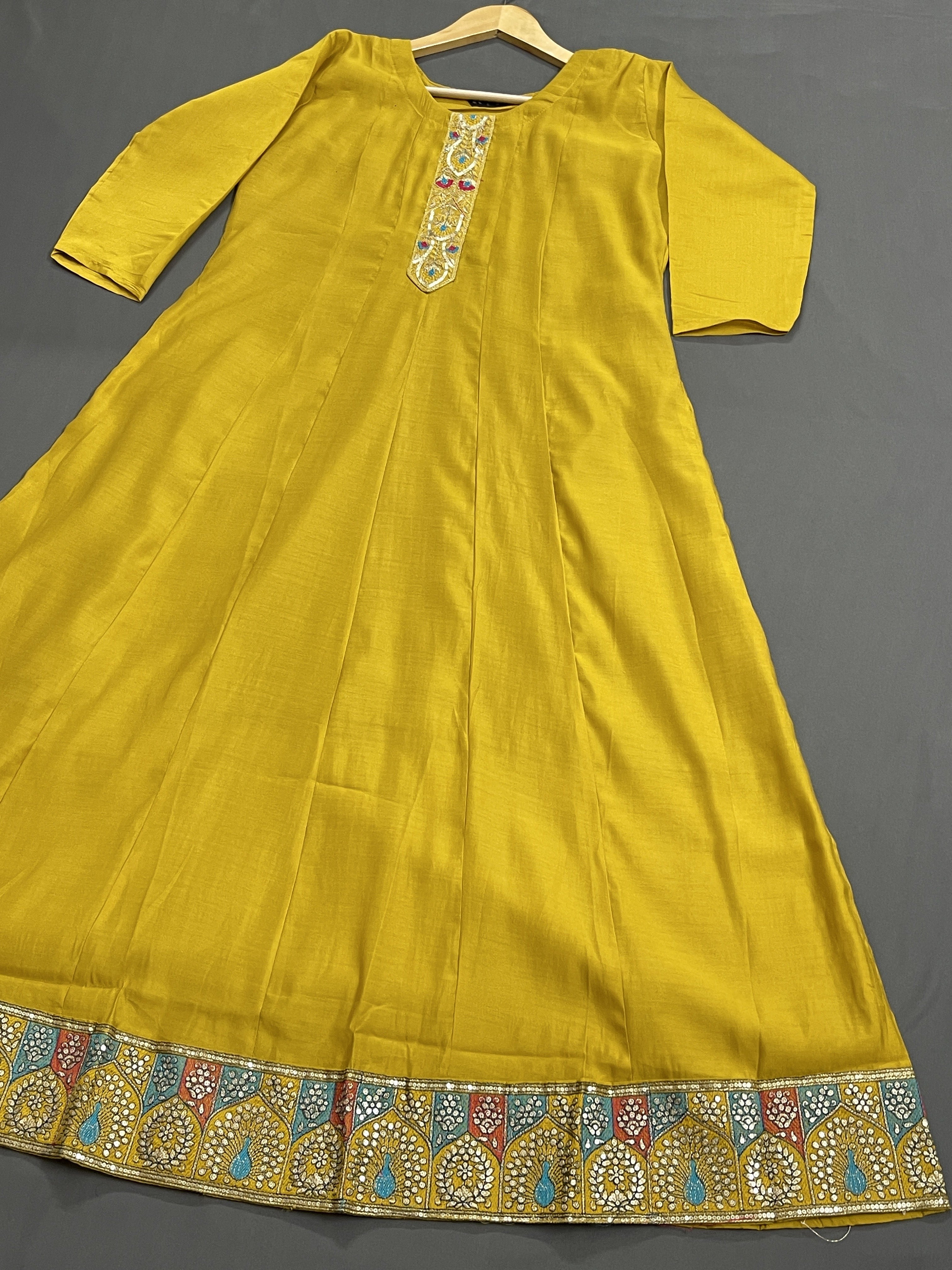 Long Kurti For a Ethnic Celebration